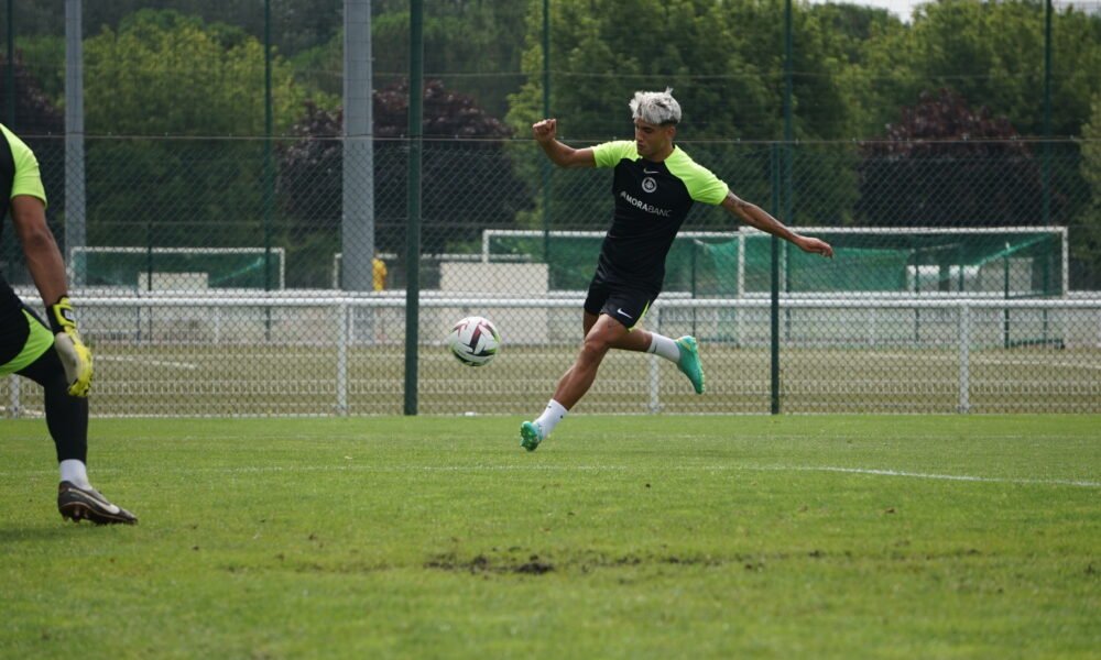 Un moment de l'entrenament d'aquest matí a Tolosa