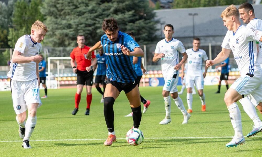 Un moment del partit entre l'Inter Escaldes i el Víkingur