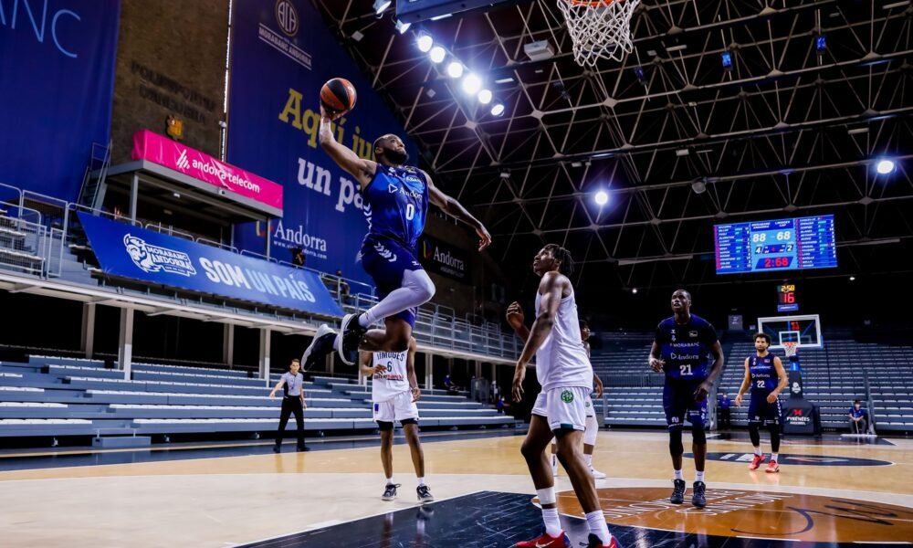 Un instant del partit de pretemporada de l'any passat entre Morabanc i Limoges