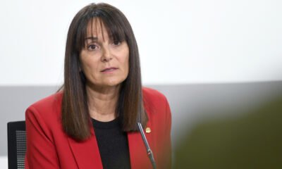 Mònica Bonell, ministra de Cultura i Espeorts, a la roda de premsa de presentació de les beques ARA. / SFGA