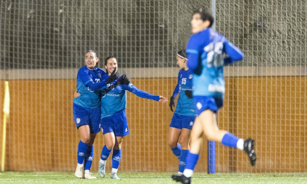 Les jugadores de l'Enfaf celebrant un dels gols / ENFAF