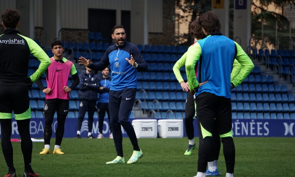 Eder Sarabia en l'entrenament previ al duel davant el Saragossa / FCA