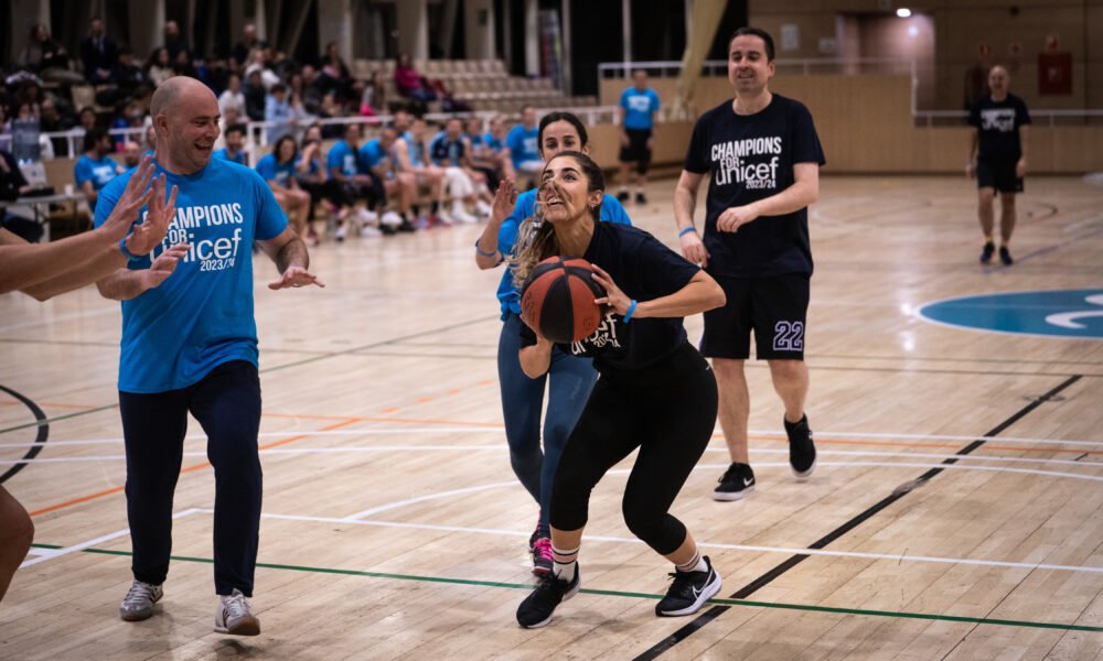 Un moment del partit de "Champions for Unicef" / BCA / Dani Catalán