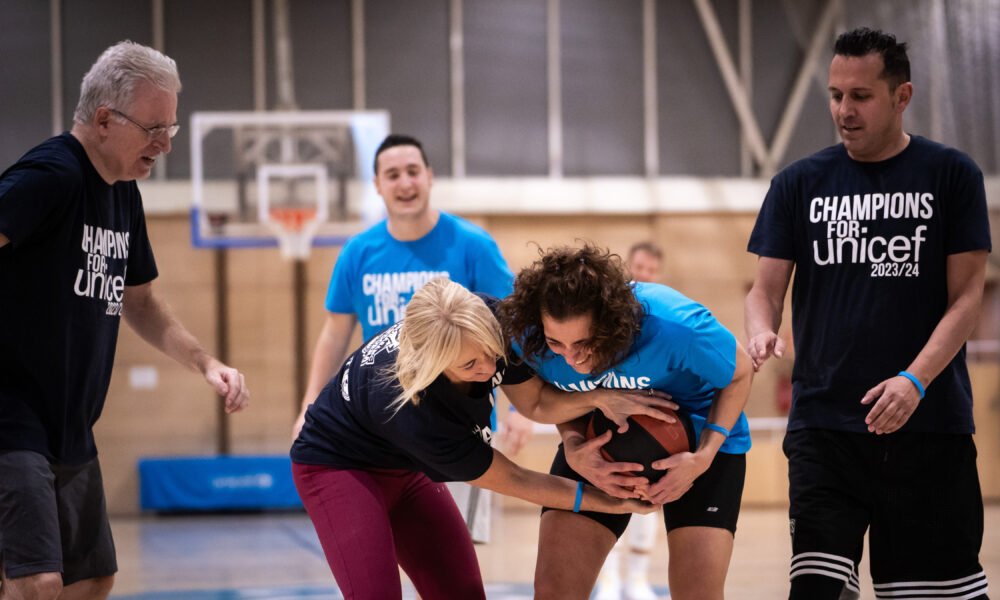 Un moment del partit de "Champions for Unicef" / BCA / Dani Catalán