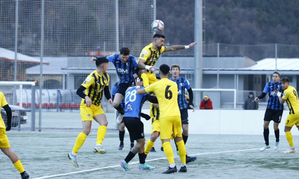 Un moment del partit entre l'Inter i el Santa Coloma. / FAF