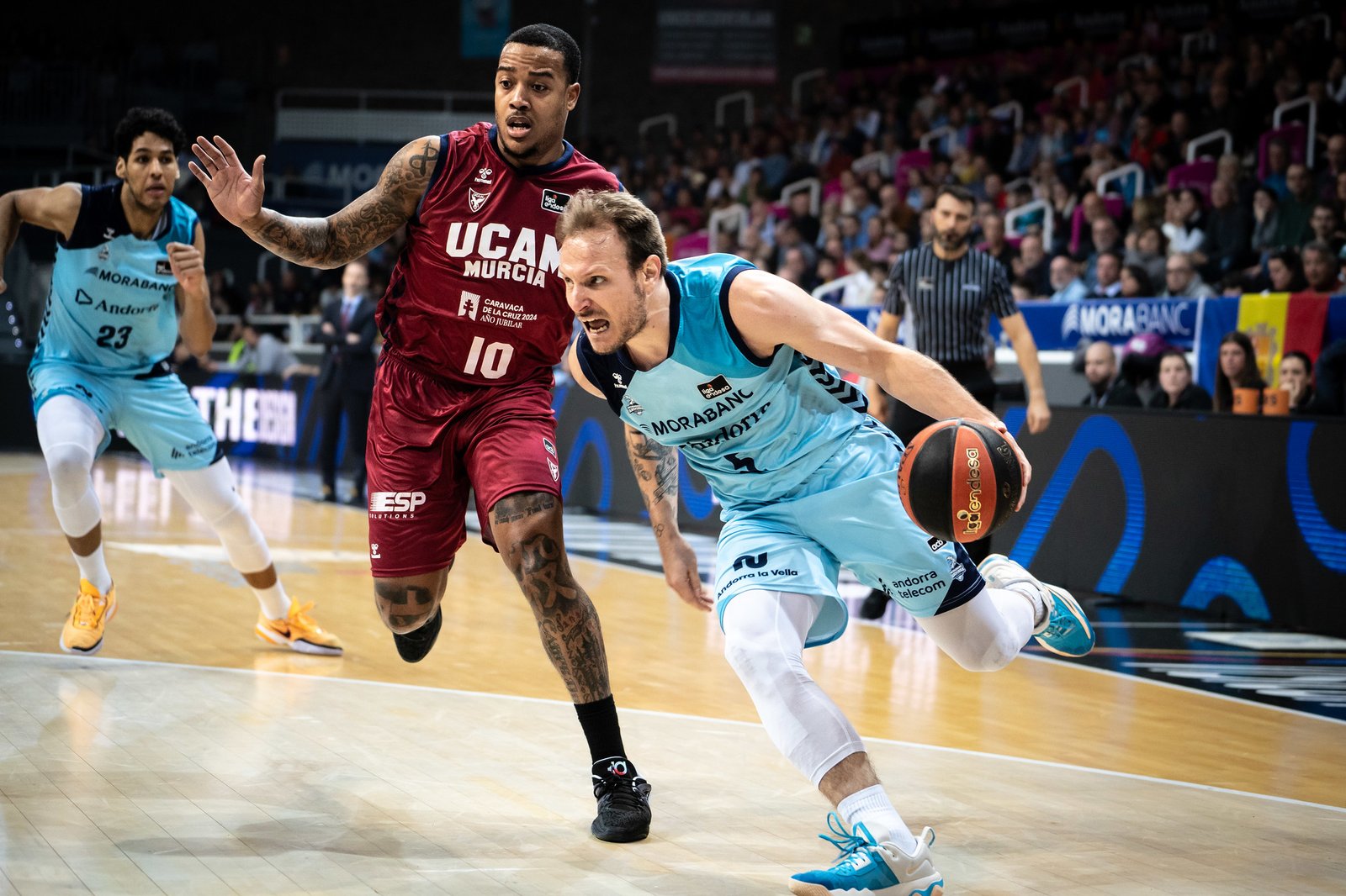 Rafa Luz en una acció al partit d'anada davant l'UCAM Múrcia / BCA