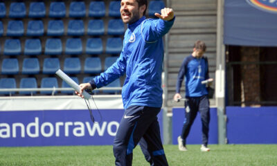 Aitor Yeto portant la sessió d'ahr a l'Estadi Nacional / FCA