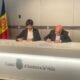 L'acte de signatura entre el cònsol de la capital i del president del CN Sant Andreu